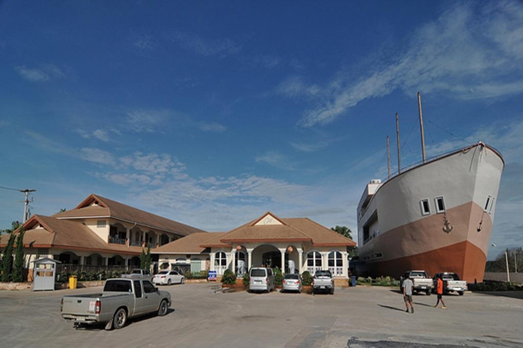 The O Valley Boutique Hotel Surat Thani Dış mekan fotoğraf